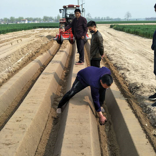 開溝起壟機 大蔥開溝起壟機廠家圖片
